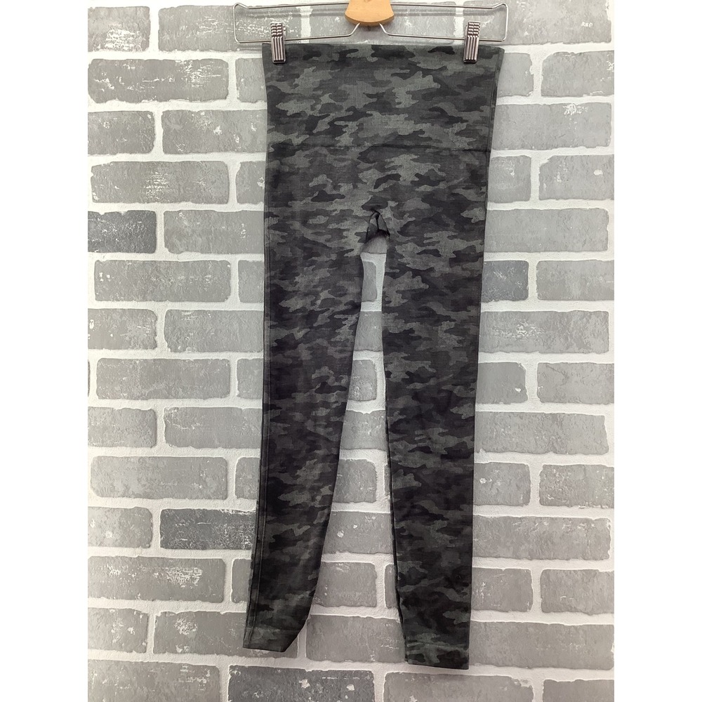 Spanx Look At Me Now Seamless Leggings Grey Camo High Waist Womens Size Medium